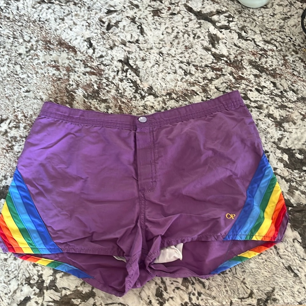 Ocean pacific men’s short swim trunks, approx 32in waist